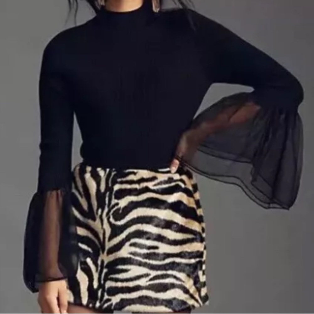 Anthropologie Black Sweater w/Tulle-Cuffs Ribbed Black Size M EUC